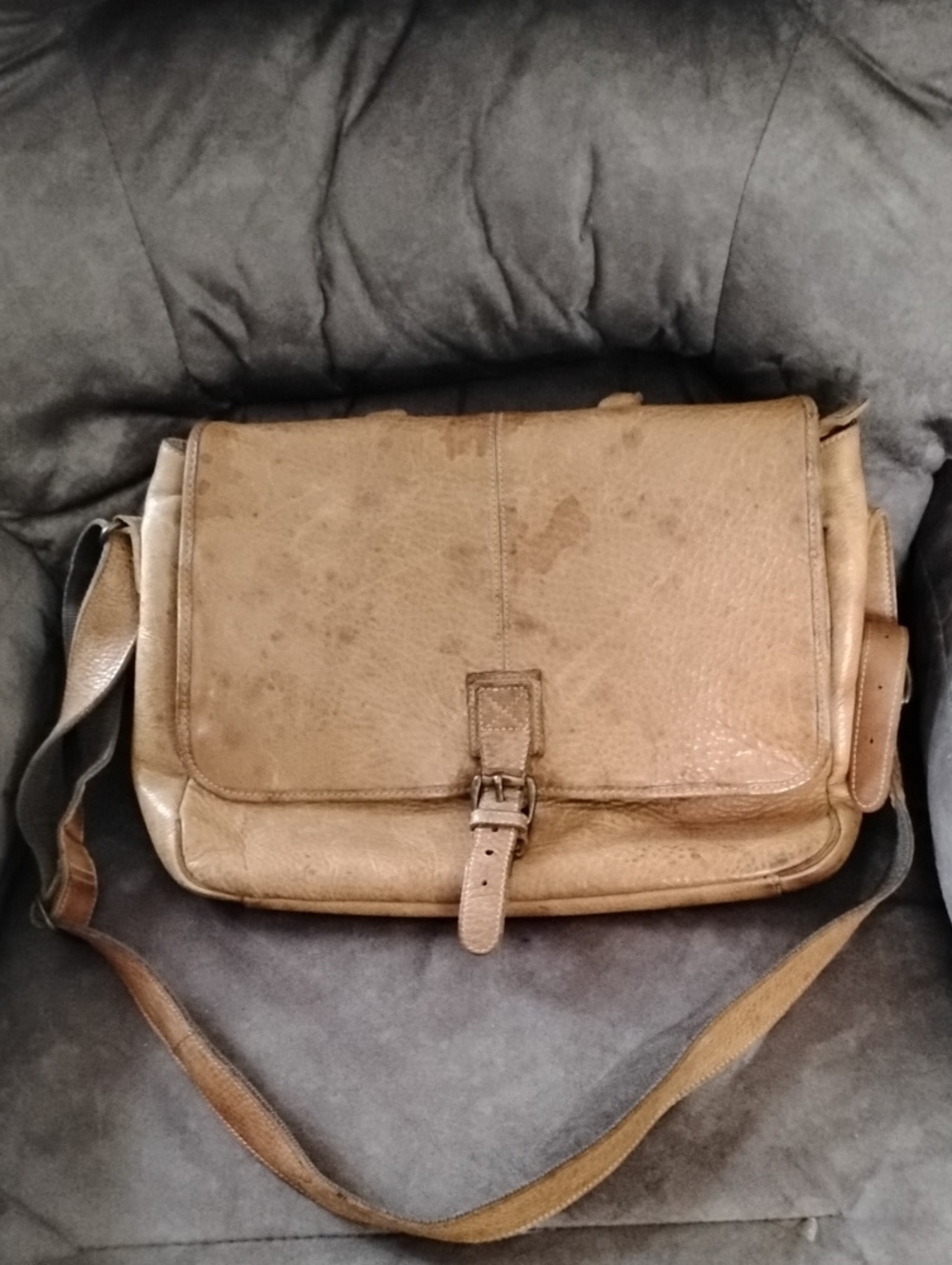 L.L. Bean Men's Brown Leather Messenger Bag with Adjustable Strap